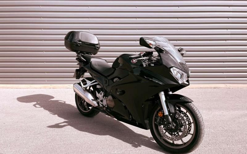 honda_vfr_800hf_0910_1